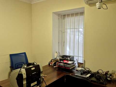 комерційна за адресою Кінна вул., 19