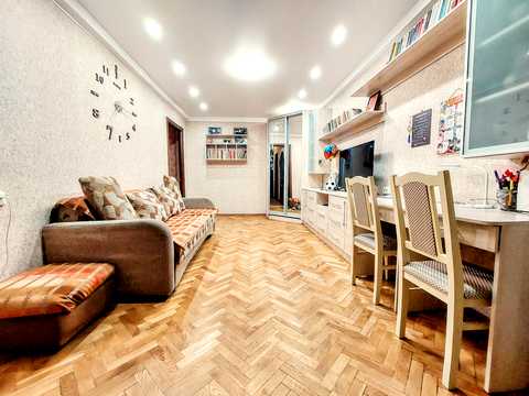 квартира за адресою Ентузіастів вул., 25/1
