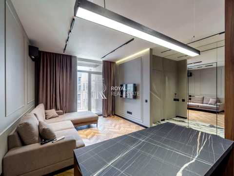 квартира за адресою Салютна вул., 2