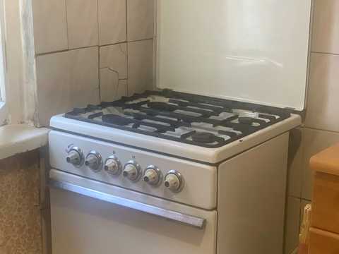 квартира за адресою Київ, Дарницький бульв., 4