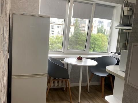 квартира за адресою Ярослава Гашека бульв., 4