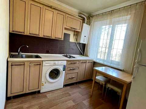 квартира по адресу Александра Поля просп. (Кірова), 76-А