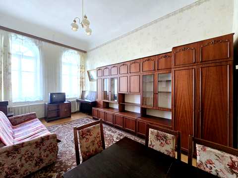 квартира за адресою Небесної Сотні вул. (Пролетарська), 17
