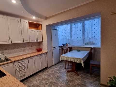 квартира за адресою Оноре де Бальзака вул., 10