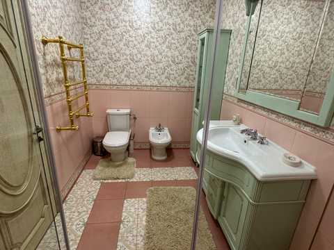 комерційна за адресою Приморська, 26