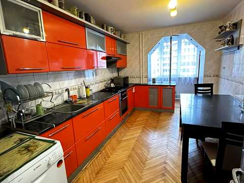 квартира за адресою Зеновія Красівського вул., 3