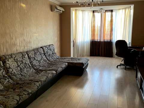квартира за адресою Голосіївський просп. (40-річчя Жовтня), 27
