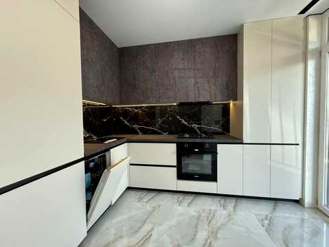 квартира за адресою Флотська вул., 10б