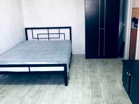 квартира за адресою Дмитра Луценка вул. (Крейсера "Аврора"), 1