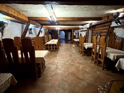 комерційна за адресою Пасічна вул., 43а
