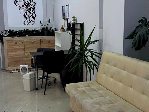 комерційна за адресою Мала Арнаутська вул., 42