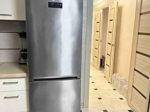 квартира за адресою Злуки просп., 3