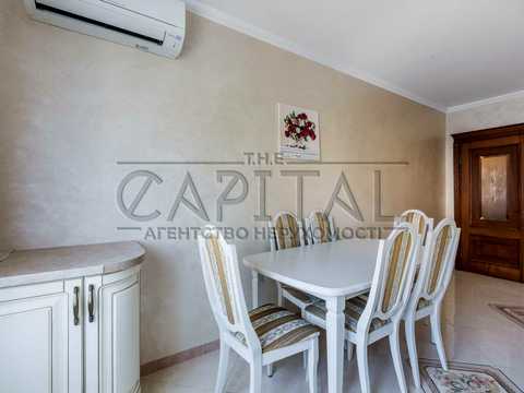 квартира за адресою Дмитрівська вул., 75