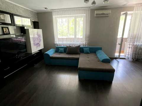 квартира за адресою Євгена Чикаленка вул., 59к