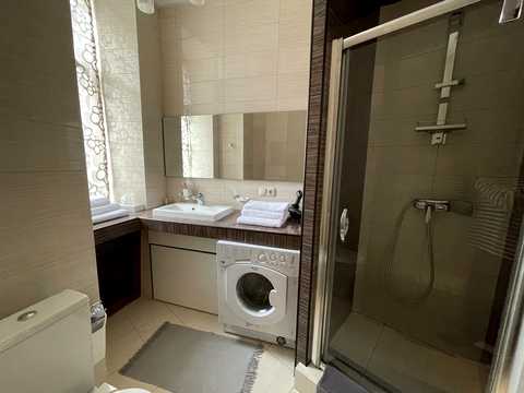 квартира за адресою Антоновича вул. (Горького), 9