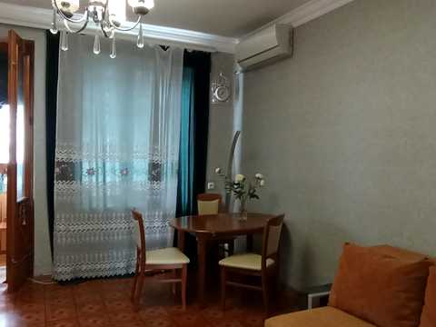 квартира за адресою Привокзальна вул., 4