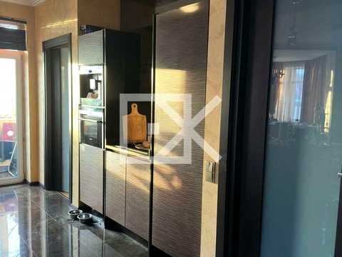 квартира по адресу Строителей ул., 30