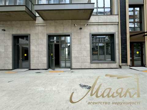 комерційна за адресою Набережно-Хрещатицька вул., 21