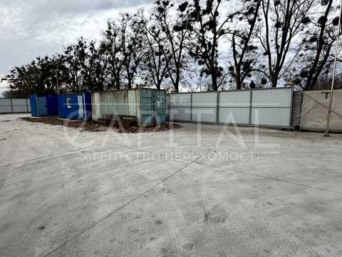 комерційна за адресою Соборна вул., 305