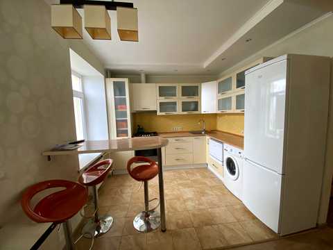 квартира за адресою Центральна, 33 в