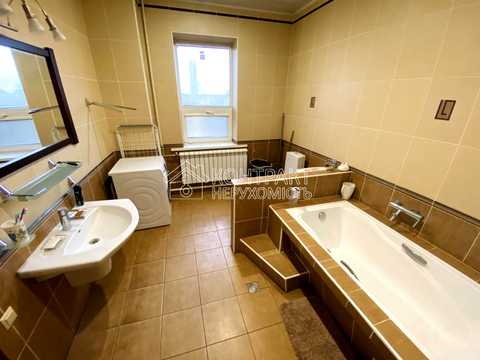 будинок за адресою с. Черкаська Лозова, Зелена, 9