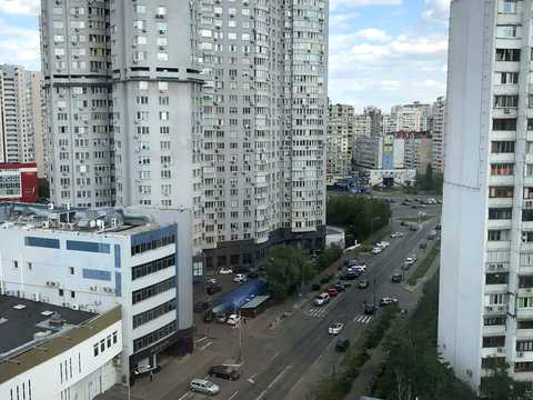 квартира за адресою Михайла Гришка вул., 8