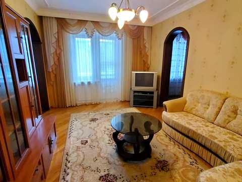 квартира за адресою Почайнинська вул., 45/48