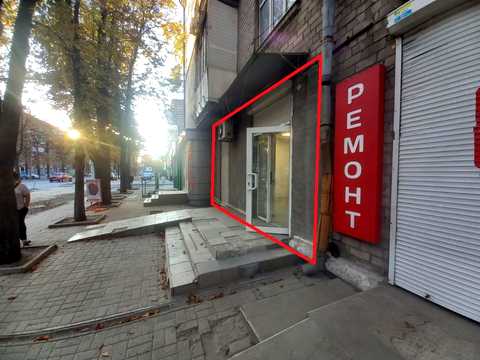 комерційна за адресою Незалежності вул. (Титова), 8