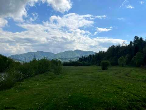ділянка за адресою с. Тухля, Івана франка