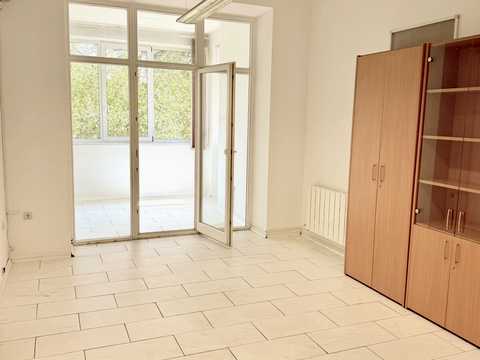 комерційна за адресою Одеса, Французький бульв., 35