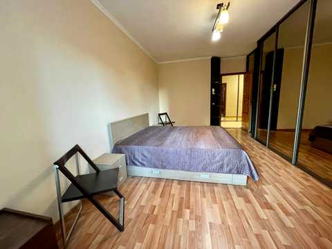 квартира за адресою Феодосійський пров., 14