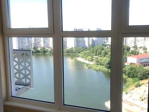 квартира за адресою Ревуцького вул., 40-Г