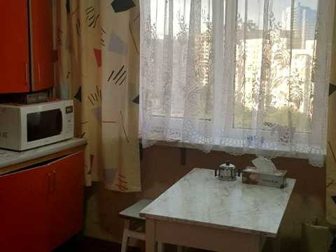квартира по адресу Ревуцкого ул., 4