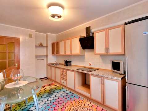 квартира по адресу Анны Ахматовой ул., 3