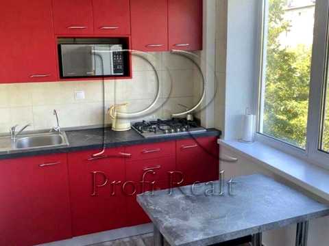 квартира за адресою Космічна вул., 5
