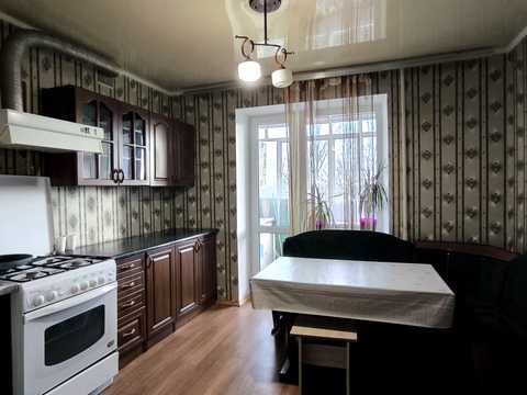 квартира за адресою Гулака-Артемовського вул., 15а