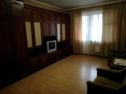 квартира за адресою Ревуцького вул., 24/4