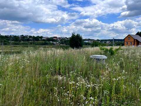ділянка за адресою Лучанська