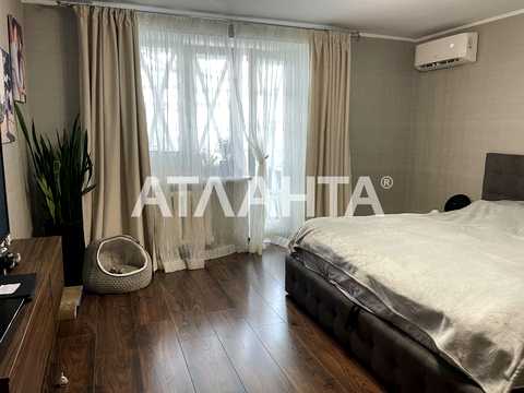 квартира за адресою Академіка Корольова вул., 48