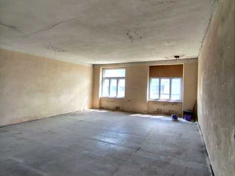 комерційна за адресою Плугова вул., 6-А