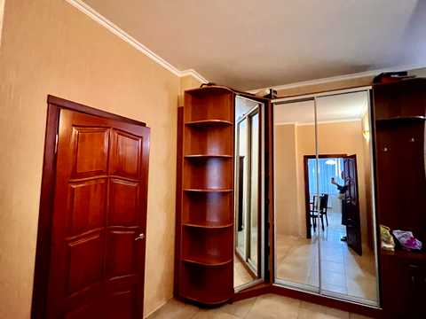 квартира за адресою Середньофонтанська вул., 19в