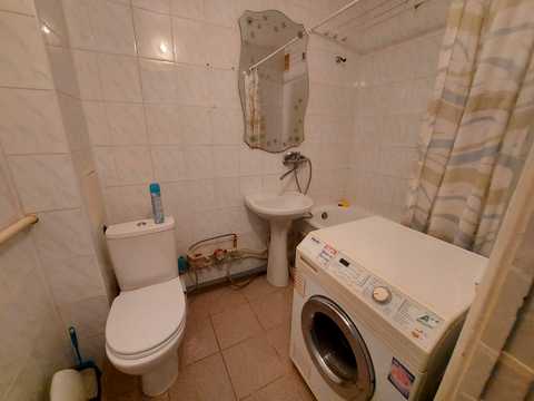квартира по адресу Червоной Калины просп. (Владимира Маяковского), 8-В