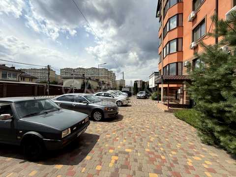 комерційна за адресою Щаслива вул., 35