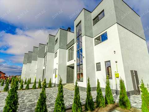 будинок за адресою Кучеренка вул., 1
