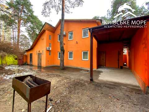 будинок за адресою Воскресенська вул., 8