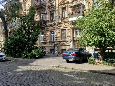 комерційна за адресою Одеса, Павла Зеленого вул. (Коблевська), 30