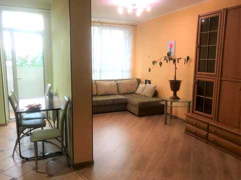 квартира за адресою Богатирська вул., 6-А