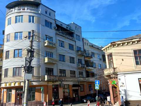 квартира за адресою Університетська вул., 12