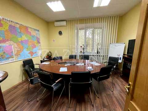 комерційна за адресою Карела Чапека вул. (Юліуса Фучика), 15