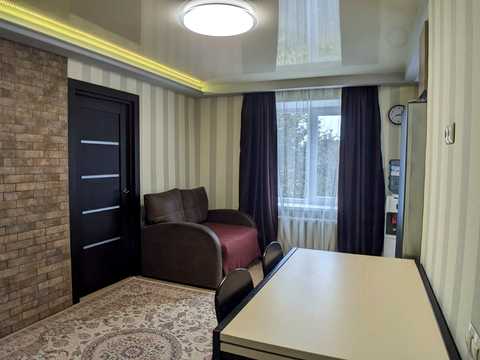 квартира за адресою Зарічанська вул., 4